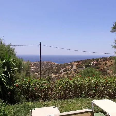 Holiday home Despoina-triopetra