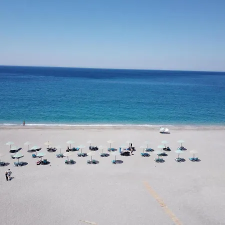 Holiday home Despoina-triopetra *